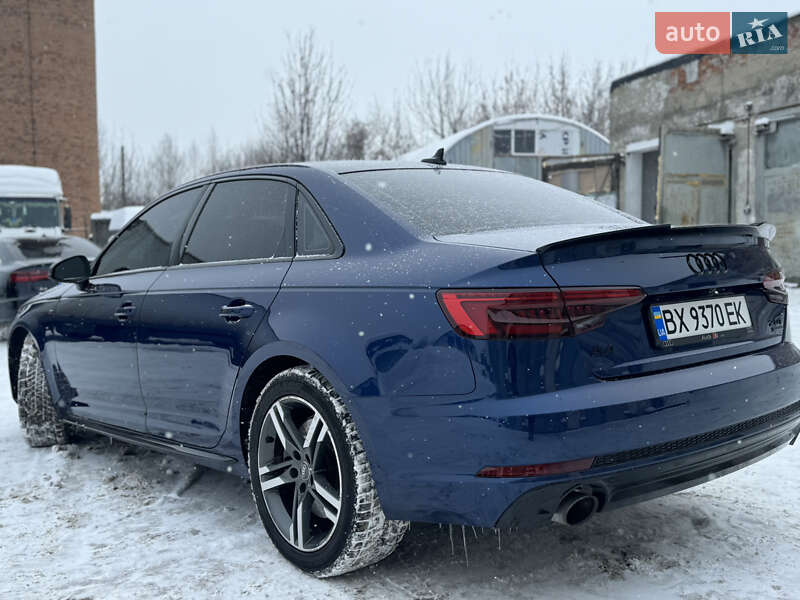 Седан Audi A4 2017 в Хмельницькому