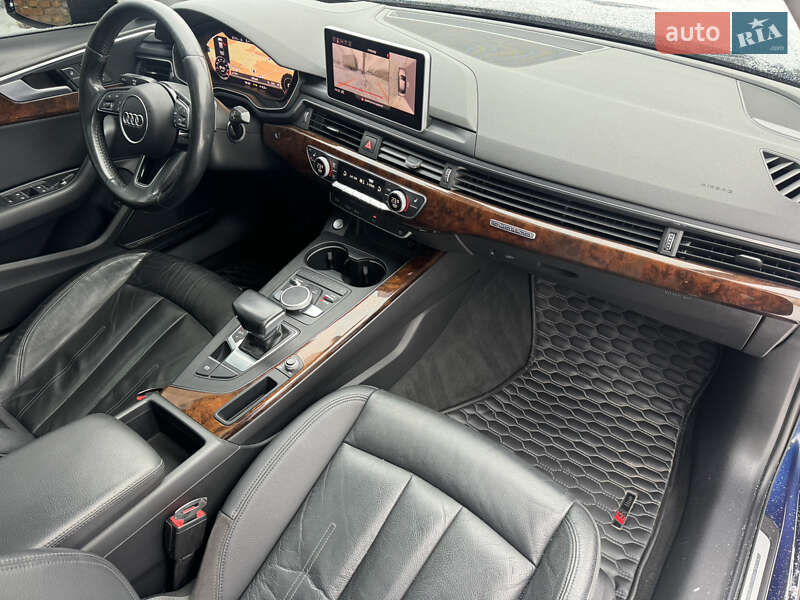 Седан Audi A4 2017 в Хмельницькому