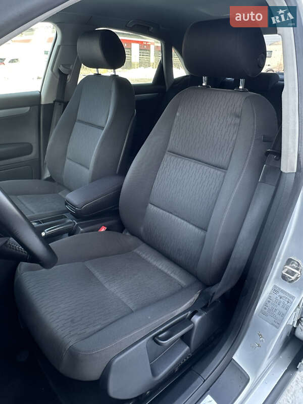 Универсал Audi A4 2005 в Сарнах