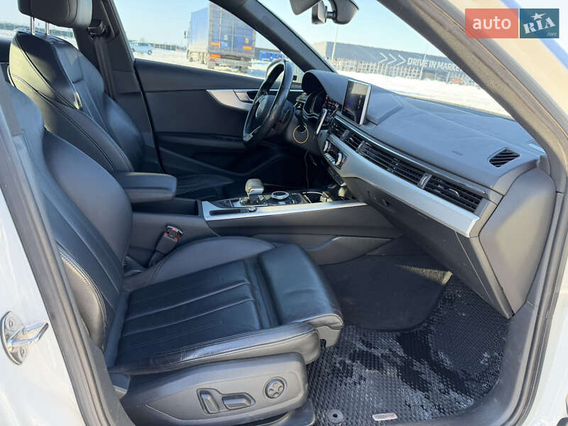 Седан Audi A4 2017 в Днепре