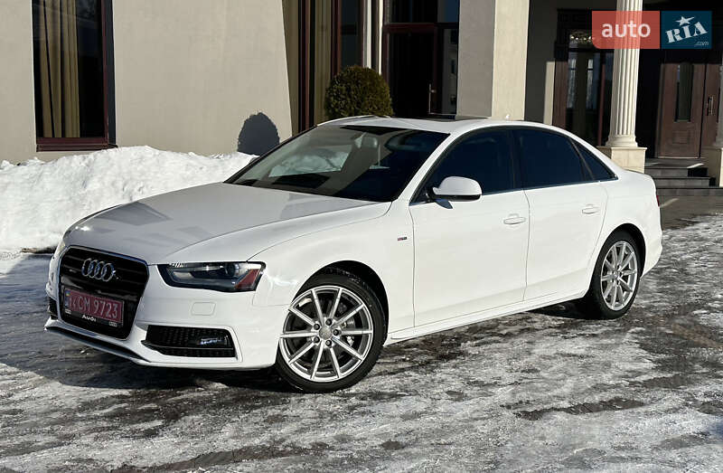 Седан Audi A4 2015 в Стрые