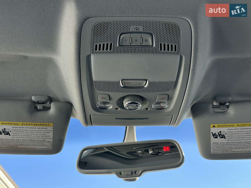 Седан Audi A4 2015 в Стрые