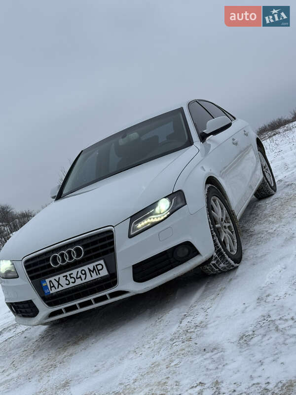 Седан Audi A4 2011 в Балаклії