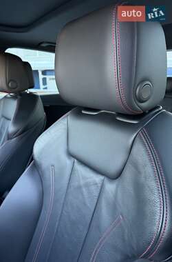 Седан Audi A4 2019 в Ромнах