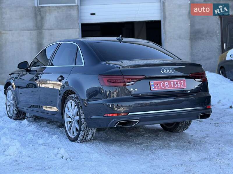 Седан Audi A4 2019 в Львові