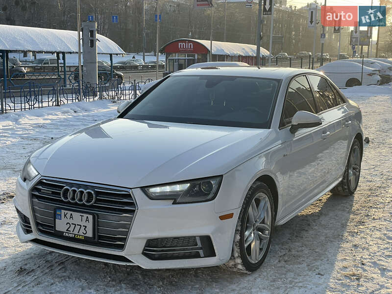 Седан Audi A4 2016 в Киеве
