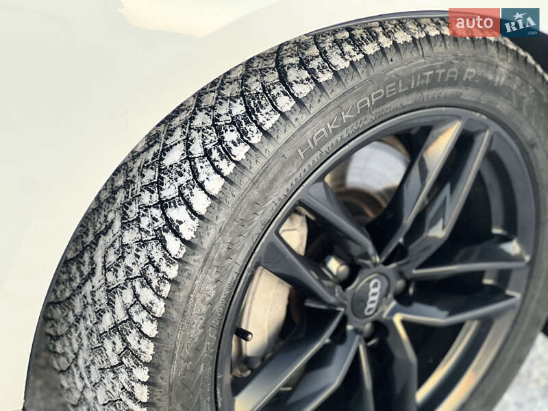 Седан Audi A4 2016 в Черкасах