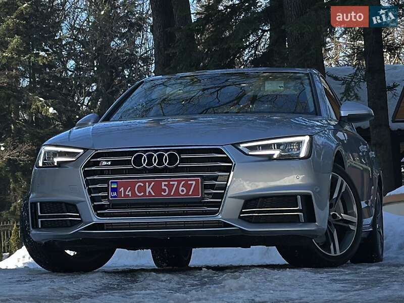 Седан Audi A4 2017 в Дрогобыче