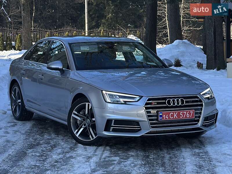 Седан Audi A4 2017 в Дрогобыче