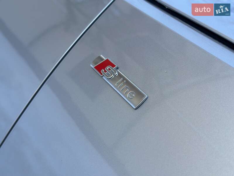 Седан Audi A4 2017 в Дрогобыче
