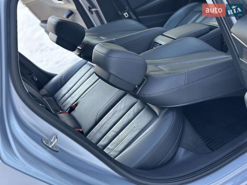 Седан Audi A4 2017 в Дрогобыче