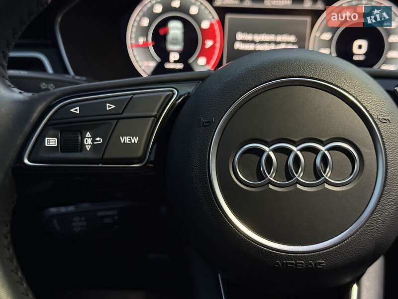 Седан Audi A4 2020 в Киеве