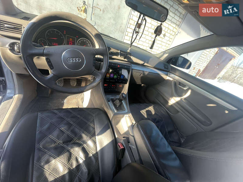Седан Audi A4 2001 в Павлограді