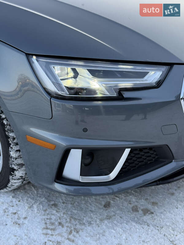 Седан Audi A4 2019 в Бучаче