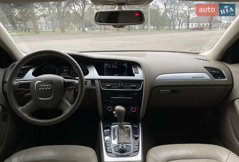 Седан Audi A4 2011 в Миколаєві