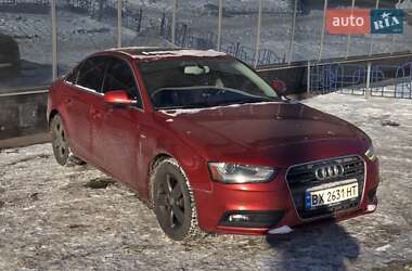 Седан Audi A4 2012 в Києві