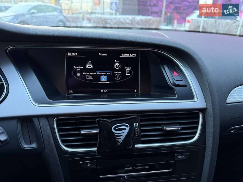 Универсал Audi A4 2015 в Киеве