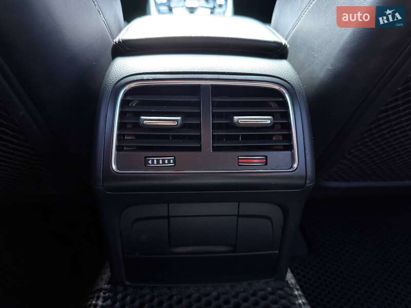 Универсал Audi A4 2015 в Киеве