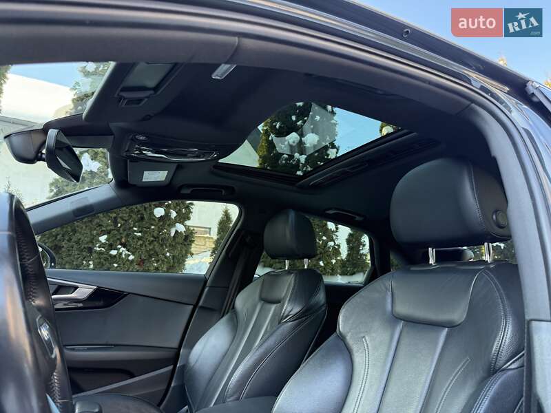Седан Audi A4 2016 в Рівному