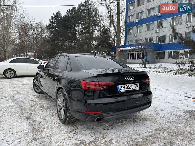 Седан Audi A4 2016 в Одесі