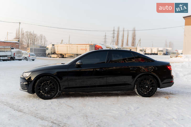 Седан Audi A4 2019 в Киеве