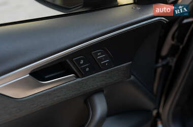 Седан Audi A4 2019 в Киеве