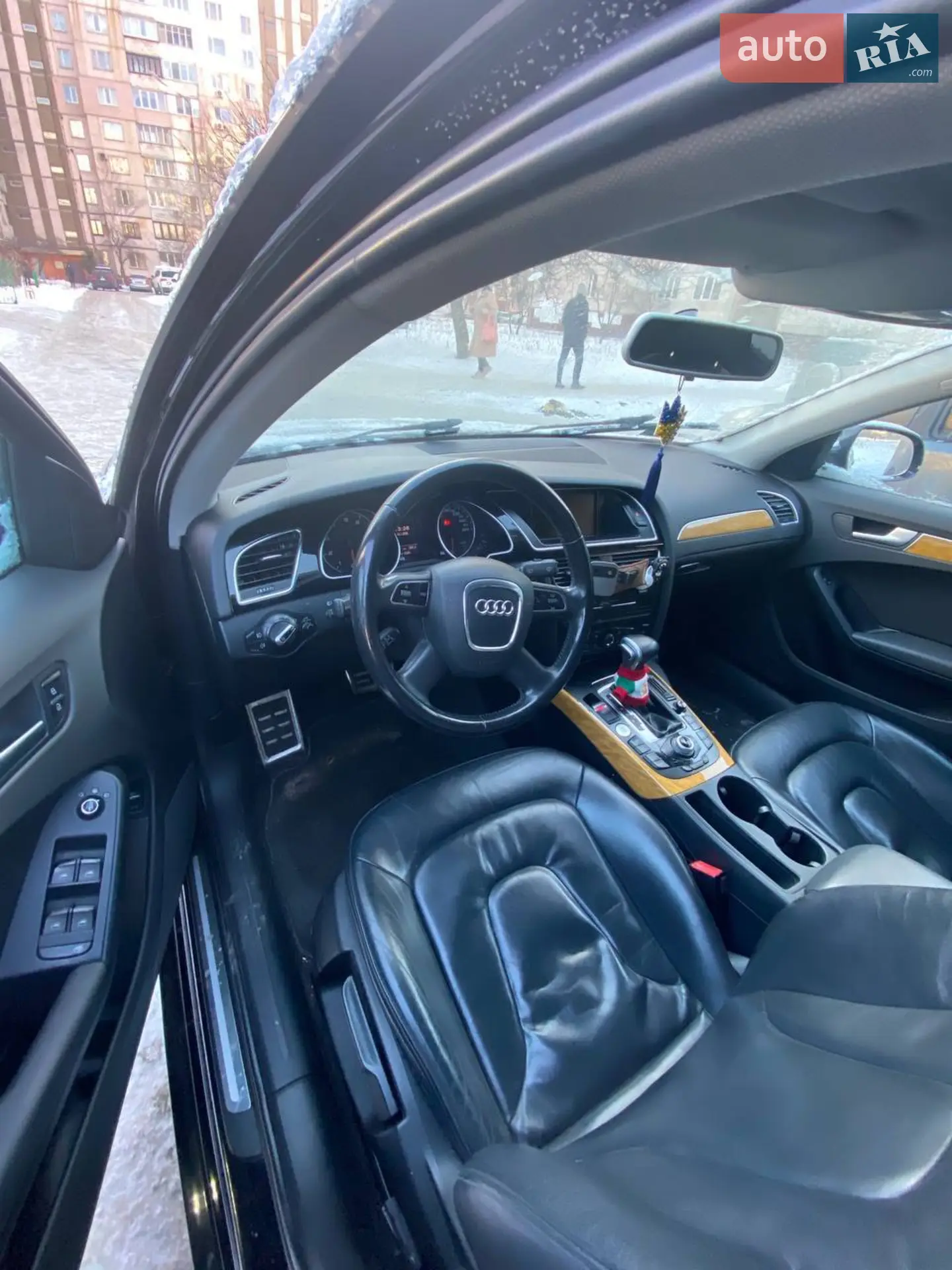 2011 Audi A4 - мініатюра 11