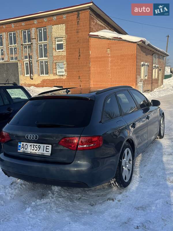 Универсал Audi A4 2010 в Ровно