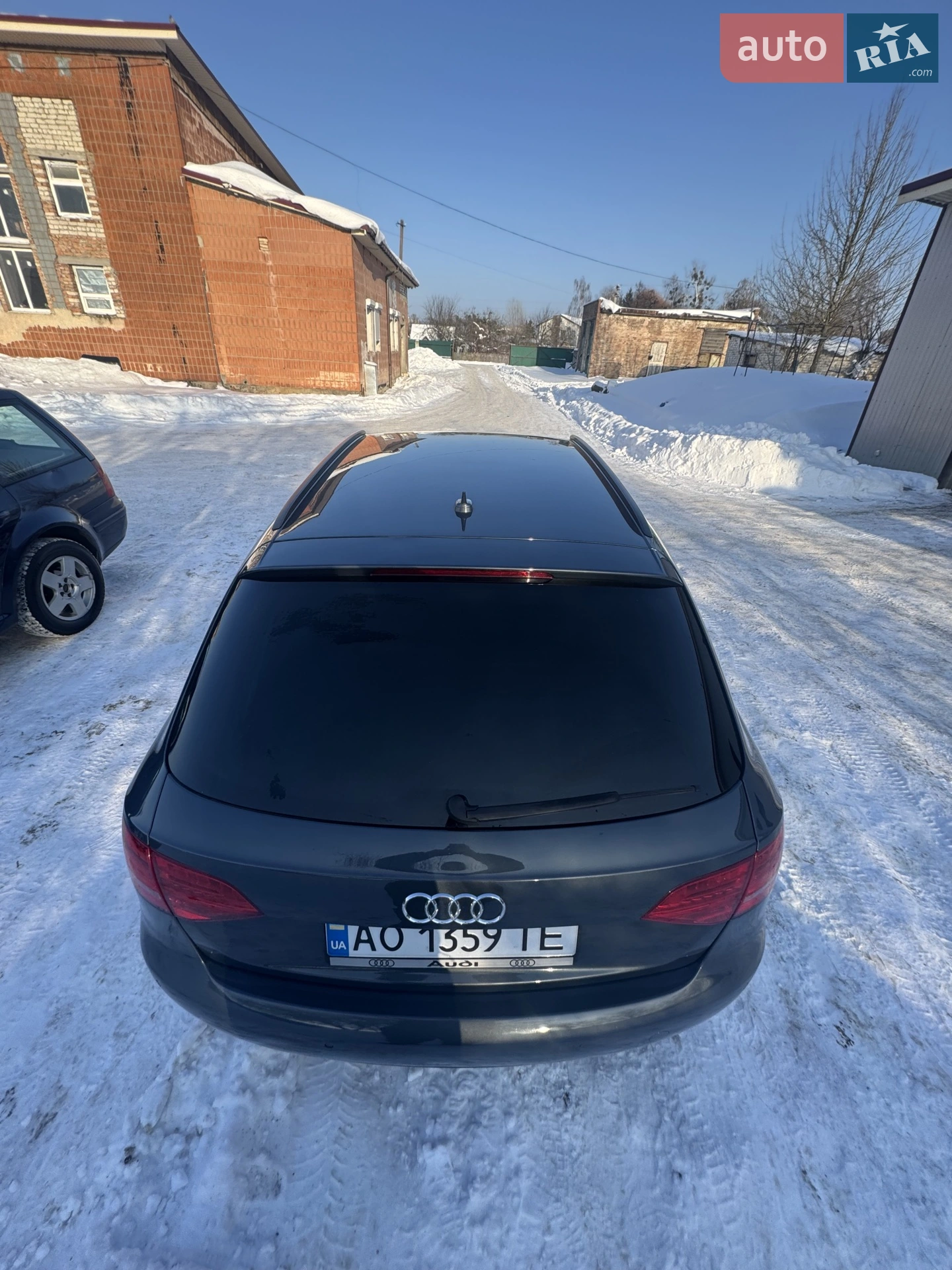 2010 Audi A4 - мініатюра 3