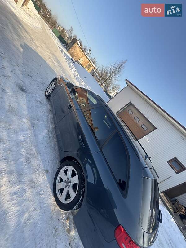 Универсал Audi A4 2010 в Ровно