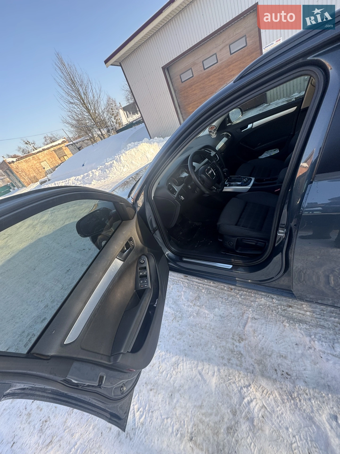 2010 Audi A4 - мініатюра 11