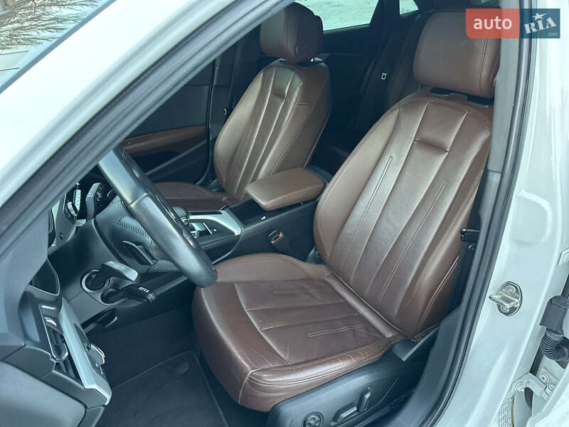 Седан Audi A4 2018 в Запоріжжі