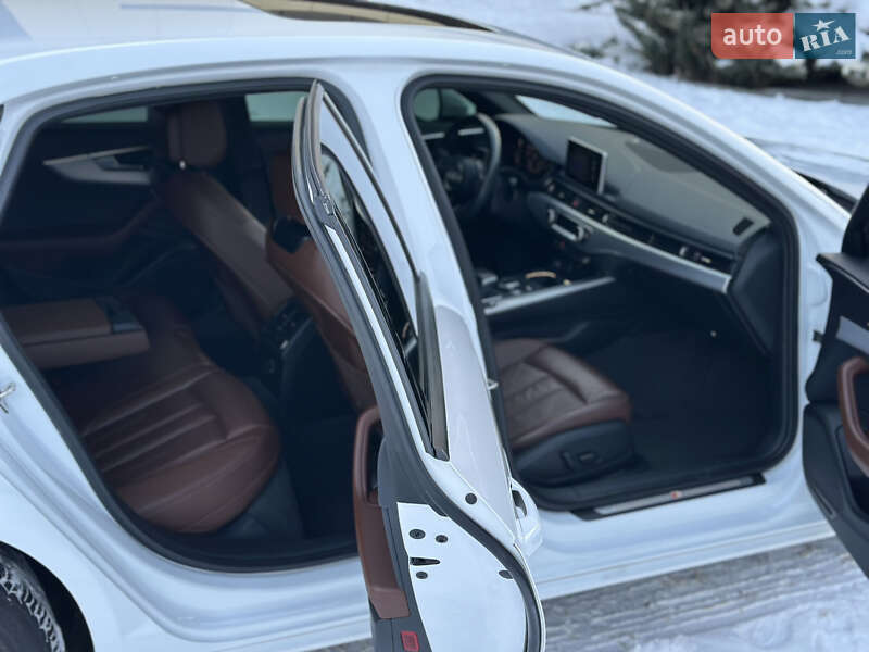 Седан Audi A4 2018 в Запоріжжі