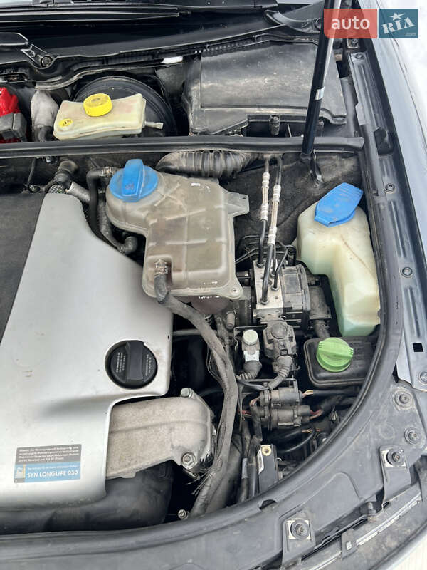 Універсал Audi A4 2002 в Варві