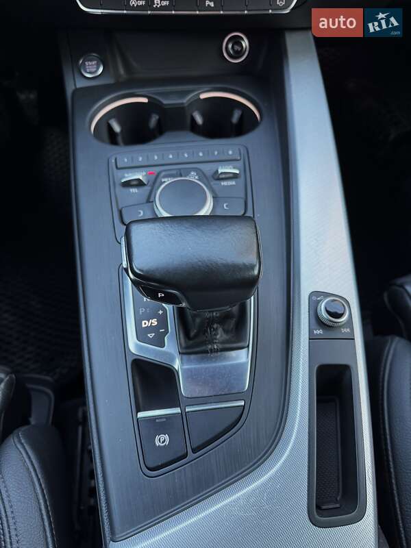 Універсал Audi A4 2018 в Луцьку