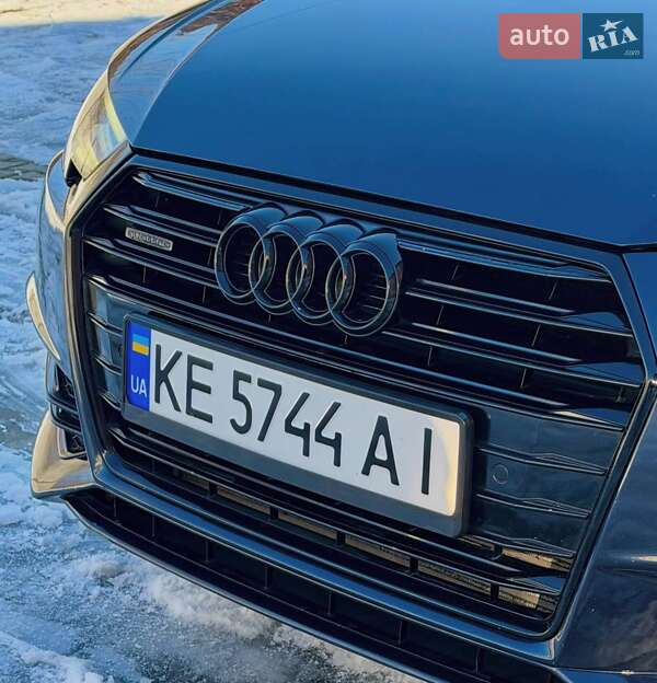 Седан Audi A4 2016 в Львові