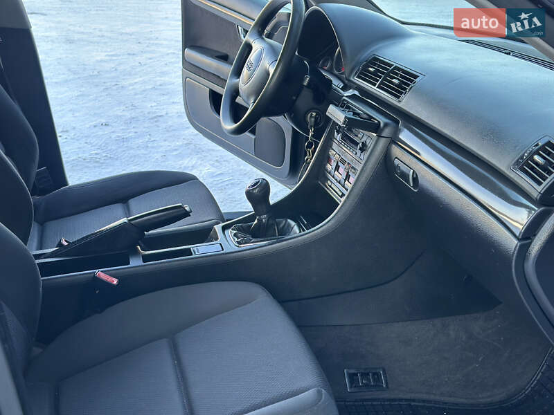 Седан Audi A4 2002 в Сарнах фото 24 Седан Audi A4 2002 в Сарнах