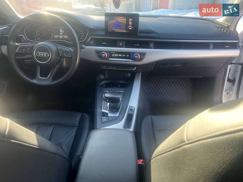 Седан Audi A4 2017 в Киеве фото 14 Седан Audi A4 2017 в Киеве