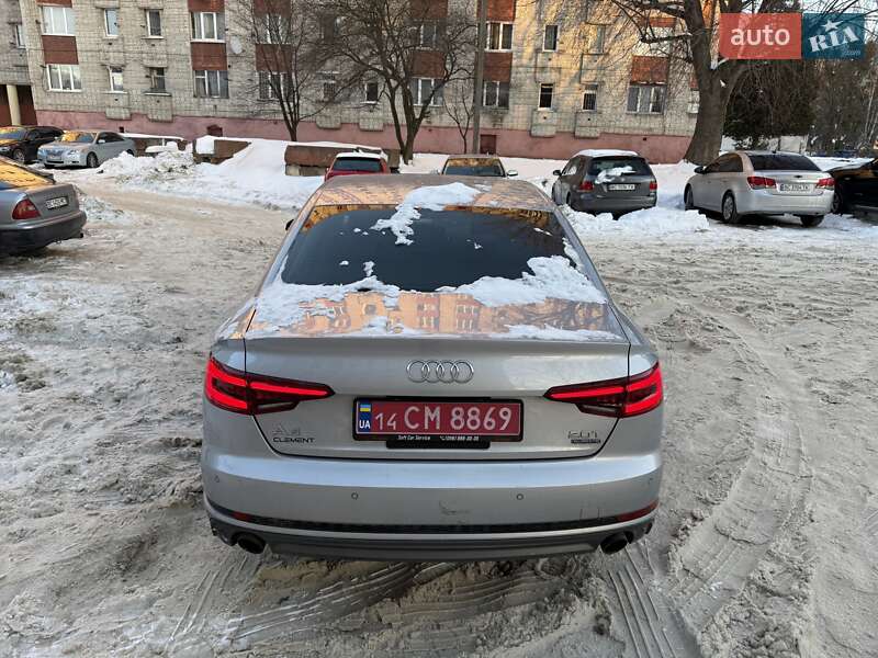 Седан Audi A4 2018 в Львові