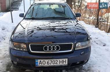 Универсал Audi A4 2000 в Заречье