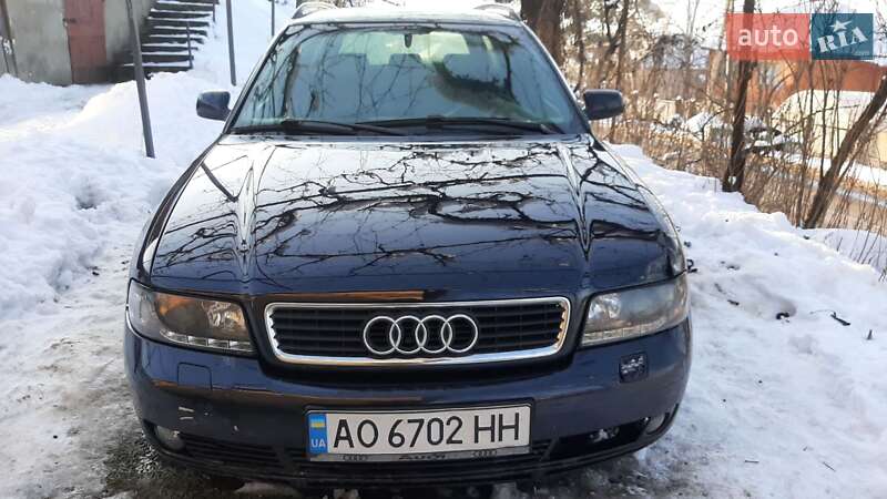Универсал Audi A4 2000 в Заречье