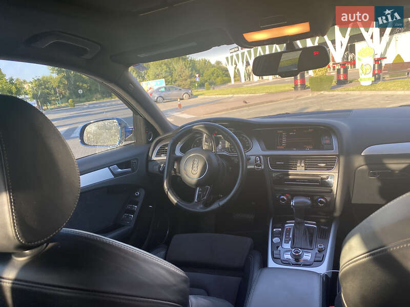Седан Audi A4 2012 в Хмельницькому