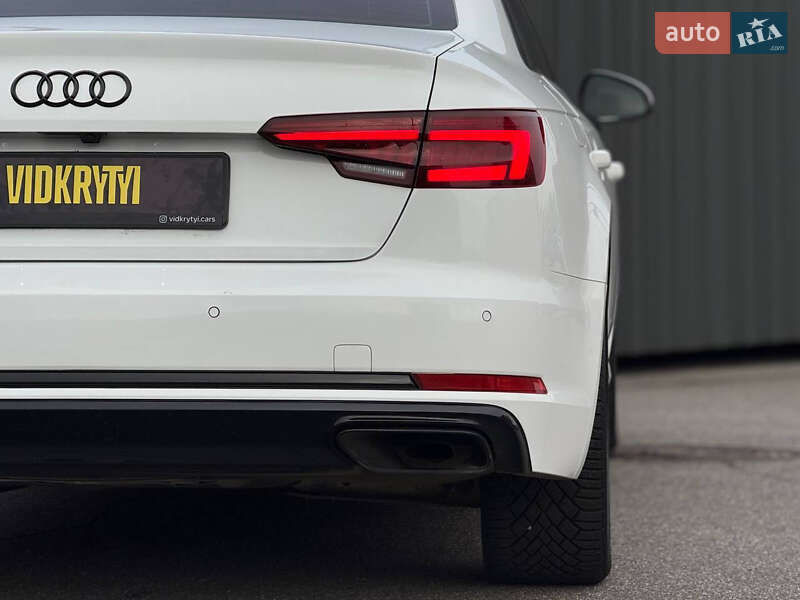 Седан Audi A4 2019 в Киеве