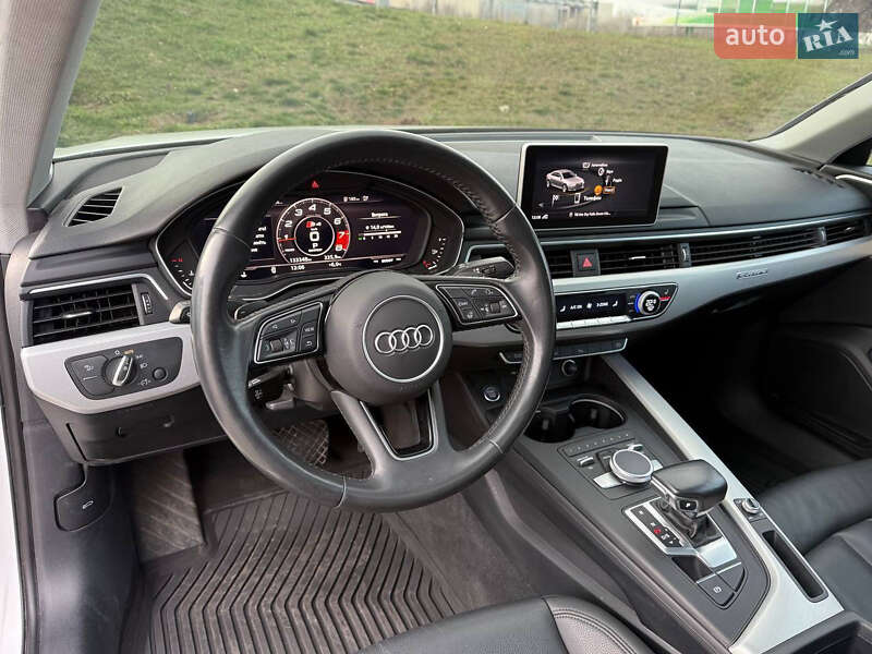 Седан Audi A4 2019 в Киеве