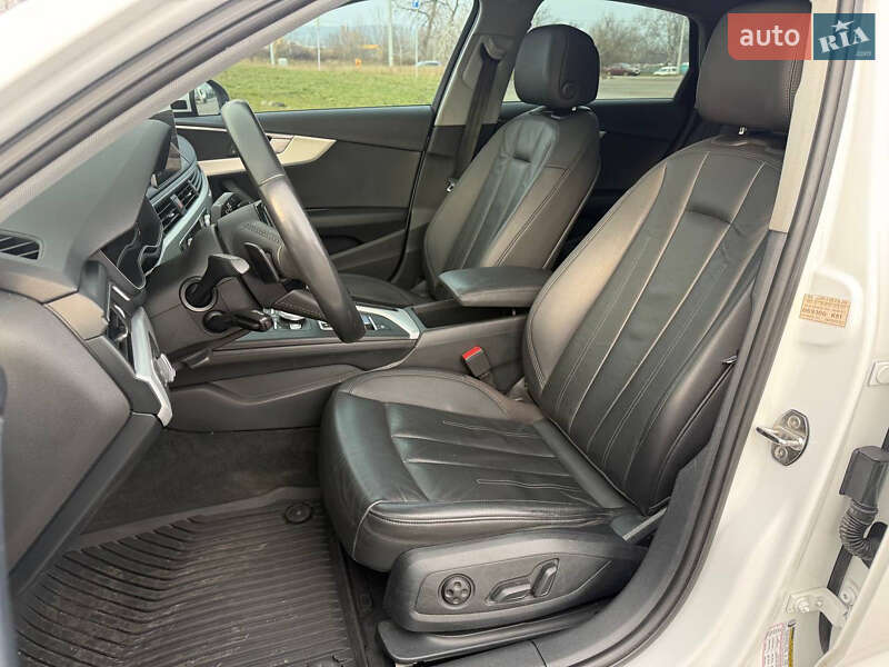 Седан Audi A4 2019 в Киеве