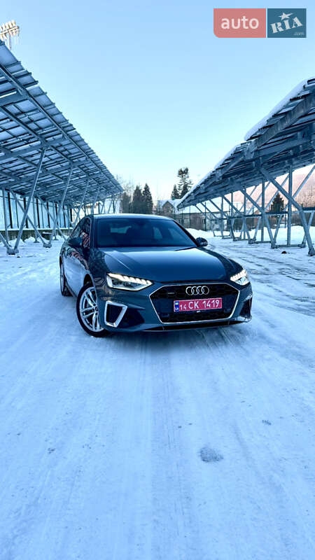 Седан Audi A4 2020 в Львове