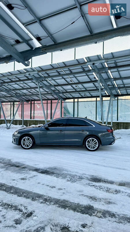 Седан Audi A4 2020 в Львове