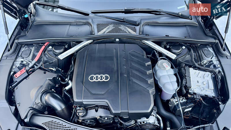 Седан Audi A4 2020 в Львове