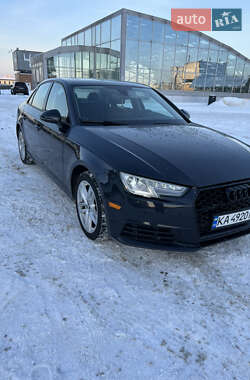 Седан Audi A4 2016 в Киеве