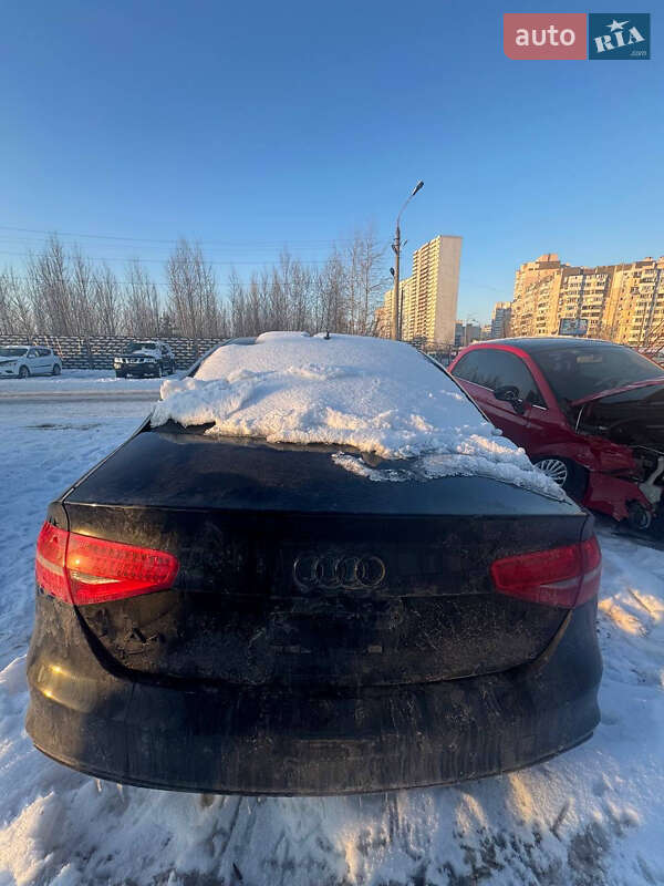 Седан Audi A4 2014 в Киеве